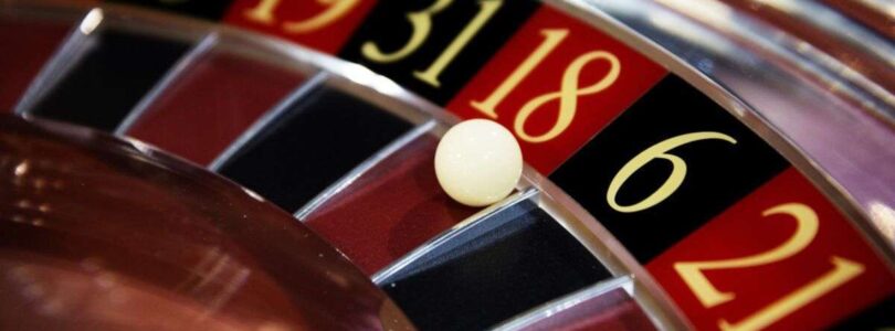 The Advantages and Disadvantages of Live Dealer Games at Aztec Riches Casino Online