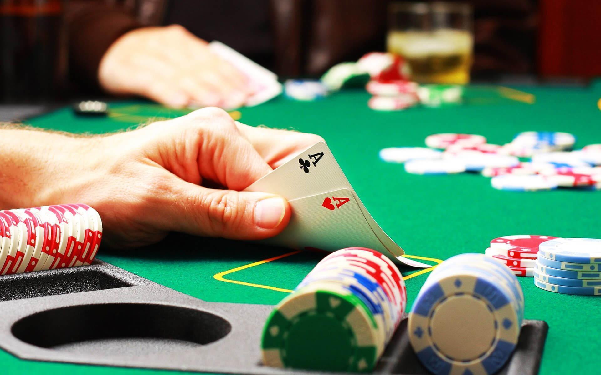 The Pros and Cons of Playing at UK Casino Club Online