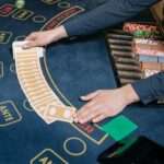 How to Effectively Manage Your Bankroll While Playing at Simple Casino Online