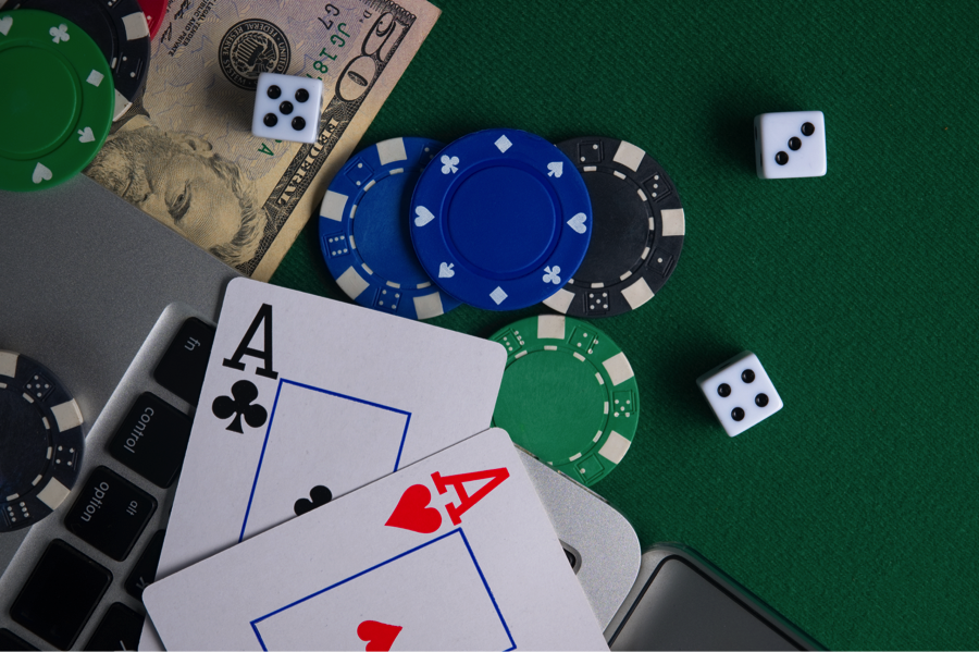 Diving into the Live Casino Feature at HipSpin Casino Online