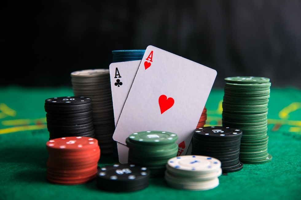 Знакомство с играми с живыми дилерами в онлайн-казино Viva Fortunes
